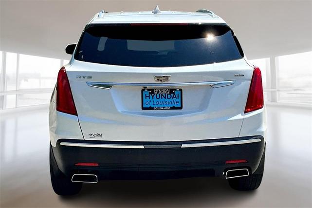 Photo of 2019 Crystal White Tri-Coat Cadillac XT5