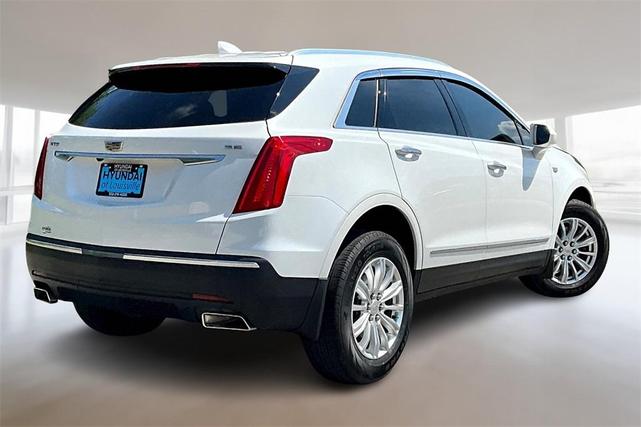 Photo of 2019 Crystal White Tri-Coat Cadillac XT5