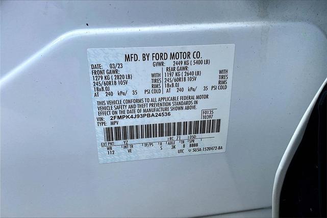Photo of 2023 Oxford White Ford Edge