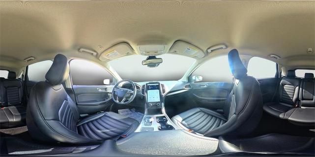 Photo of 2023 Oxford White Ford Edge