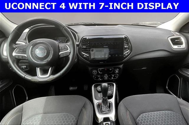 Photo of 2019 Granite Crystal Clearcoat Metallic Jeep Compass