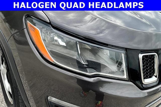 Photo of 2019 Granite Crystal Clearcoat Metallic Jeep Compass