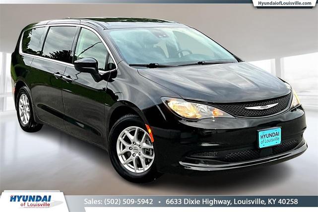 2023 Chrysler Voyager