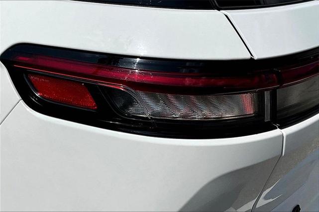 Photo of 2023 Bright White Clearcoat Jeep Grand Cherokee