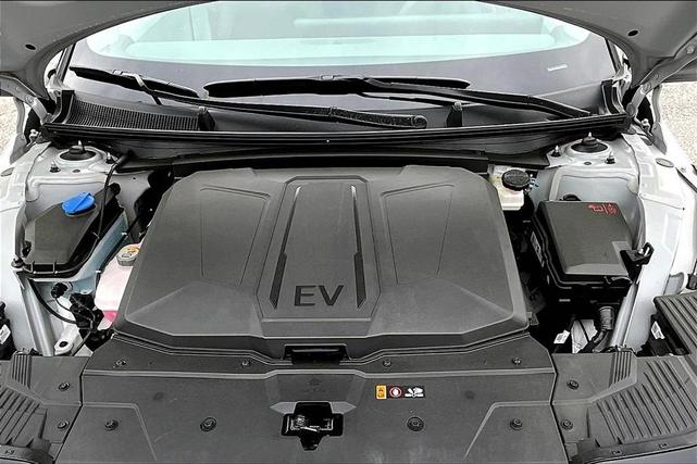 Photo of 2025 Cyber Gray Hyundai IONIQ 5