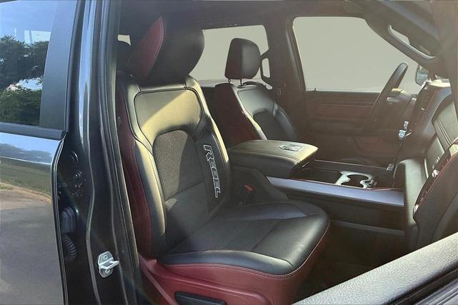 Photo of 2024 Granite Crystal Clearcoat Metallic RAM 1500