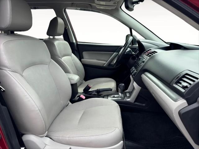 Photo of 2014 Venetian Red Pearl Subaru Forester