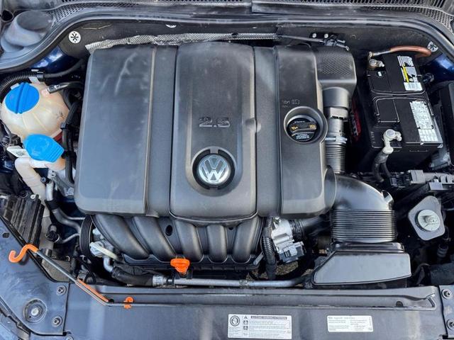 Photo of 2012 Dark Blue Volkswagen Jetta