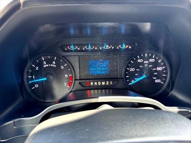 Photo of 2019 Oxford White Ford F-250