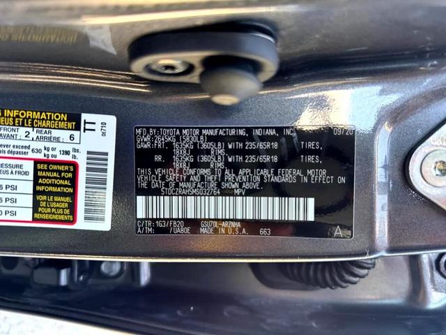 Photo of 2021 Magnetic Gray Metallic Toyota Highlander