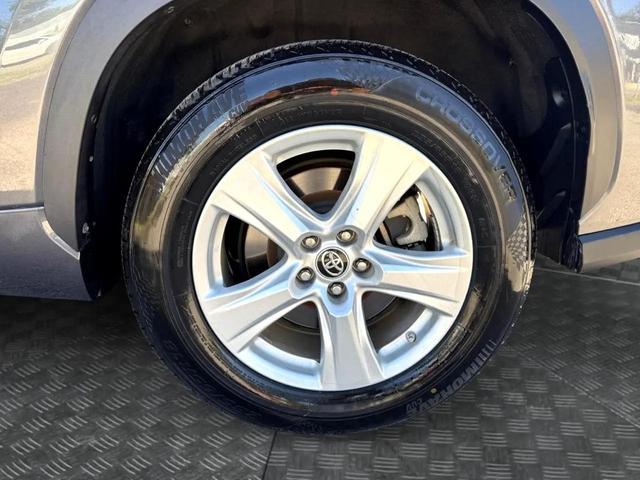 Photo of 2021 Magnetic Gray Metallic Toyota Highlander