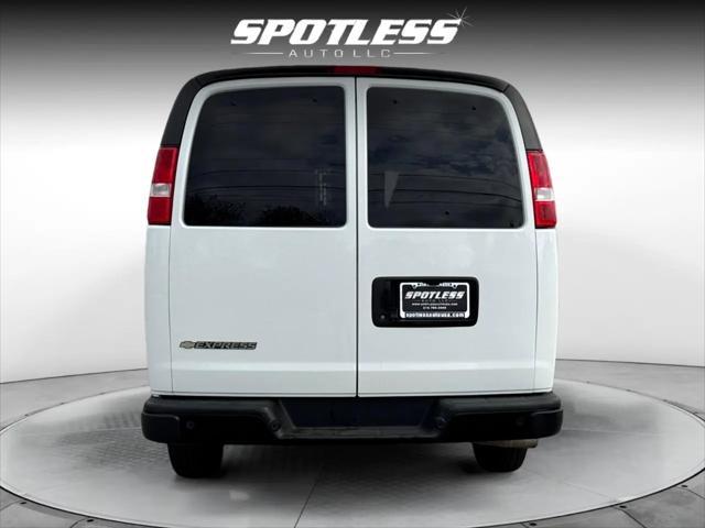 Photo of 2020 Summit White Chevrolet Express 2500