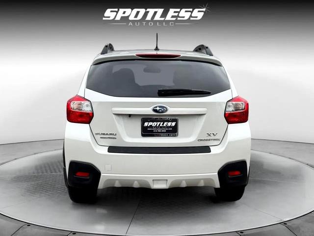 Photo of 2013 Satin White Pearl Subaru XV Crosstrek