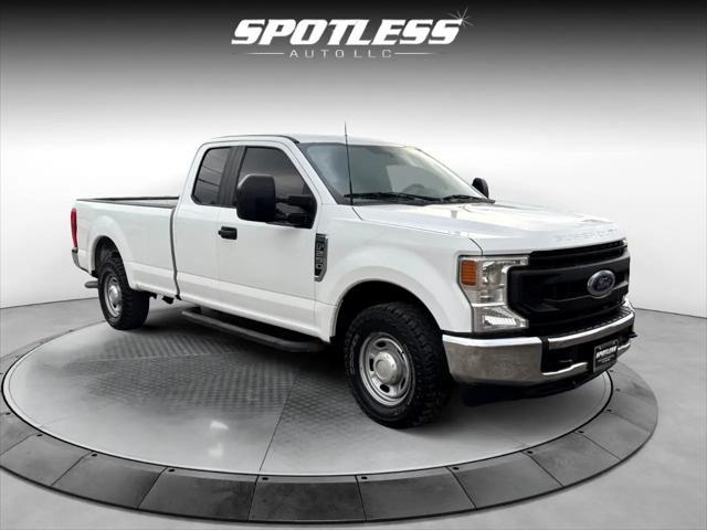 Photo of 2021 Oxford White Ford F-250