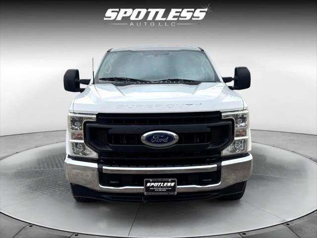 Photo of 2021 Oxford White Ford F-250