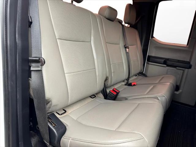 Photo of 2021 Oxford White Ford F-250