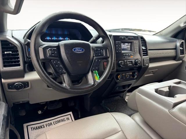 Photo of 2021 Oxford White Ford F-250