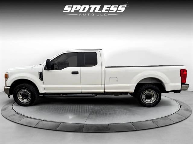 Photo of 2021 Oxford White Ford F-250