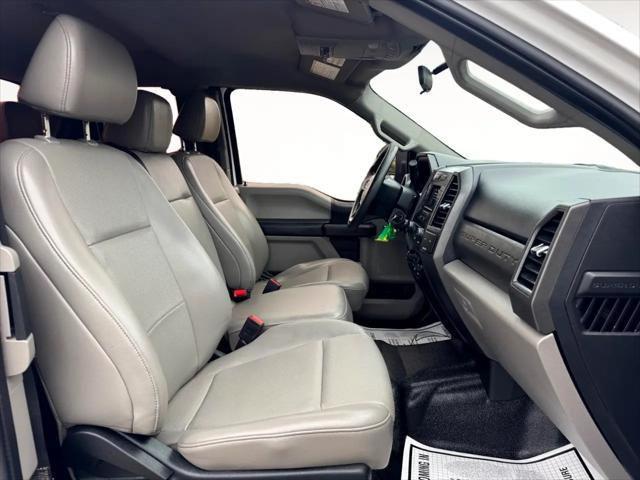 Photo of 2021 Oxford White Ford F-250
