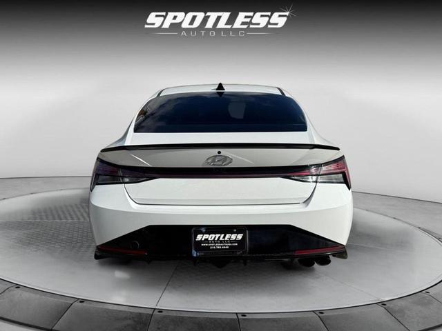 Photo of 2021 Ceramic White Hyundai ELANTRA