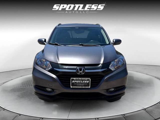 Photo of 2018 Modern Steel Metallic Honda HR-V