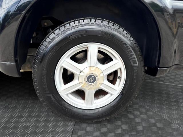Photo of 2003 Onyx Black Oldsmobile Bravada