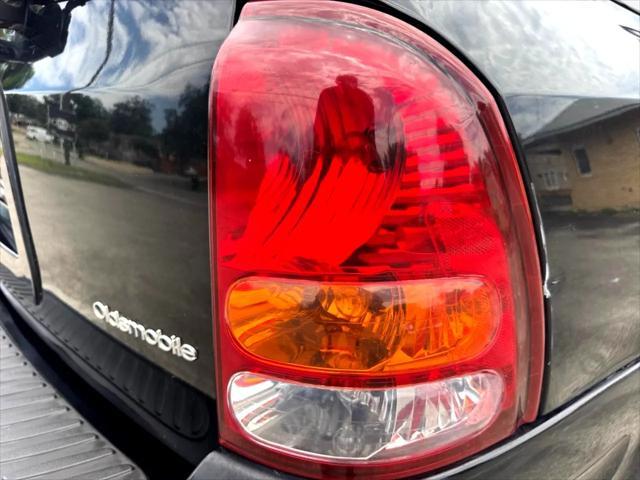 Photo of 2003 Onyx Black Oldsmobile Bravada