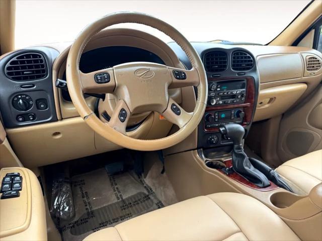 Photo of 2003 Onyx Black Oldsmobile Bravada