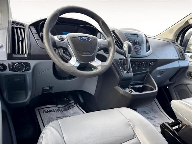 Photo of 2019 Oxford White Ford Transit-250