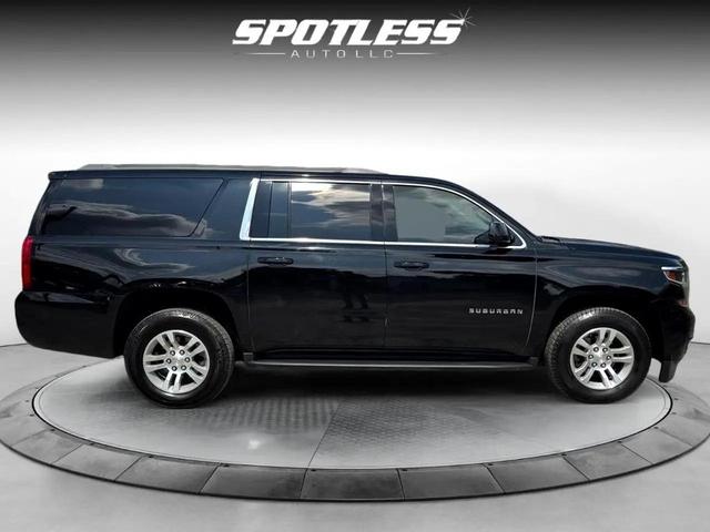 Photo of 2018 Black Chevrolet Suburban