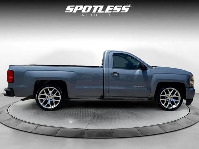 Photo of 2016 Slate Gray Metallic Chevrolet Silverado 1500