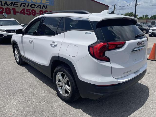 Photo of 2018 White GMC Terrain