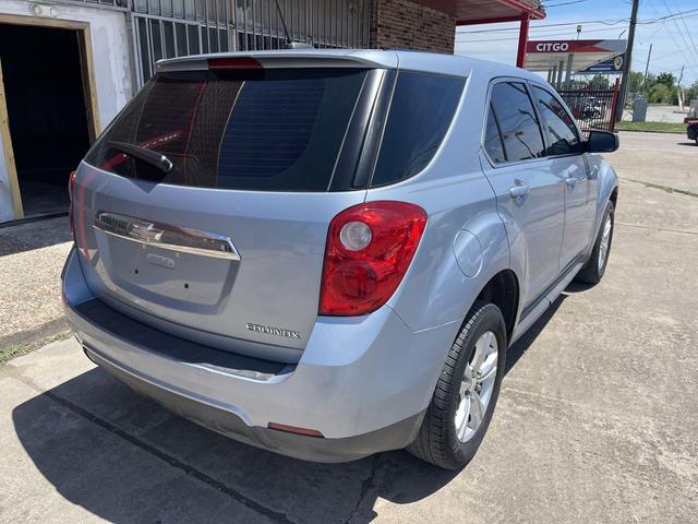 Photo of 2015 Silver Chevrolet Equinox