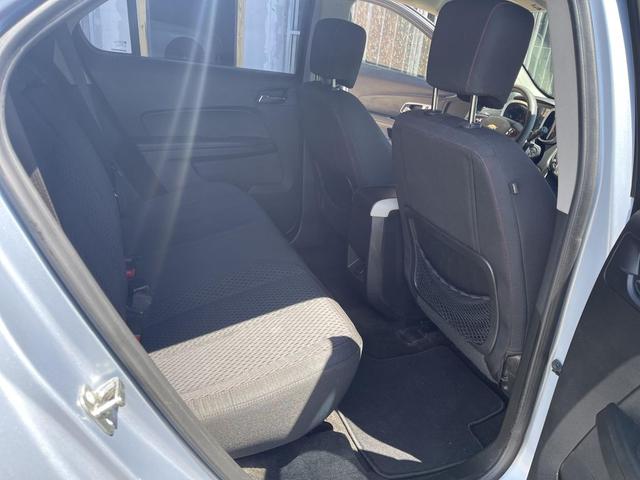 Photo of 2015 Silver Chevrolet Equinox
