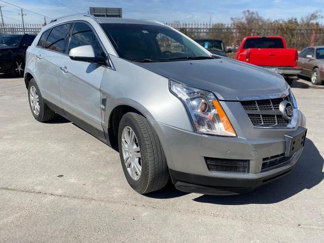Photo of 2010 silver Cadillac SRX