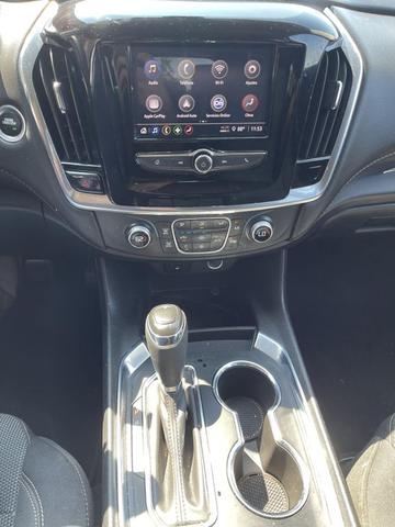 Photo of 2020 White Chevrolet Traverse