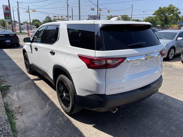 Photo of 2020 White Chevrolet Traverse