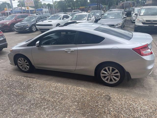 Photo of 2012 Silver Honda Civic