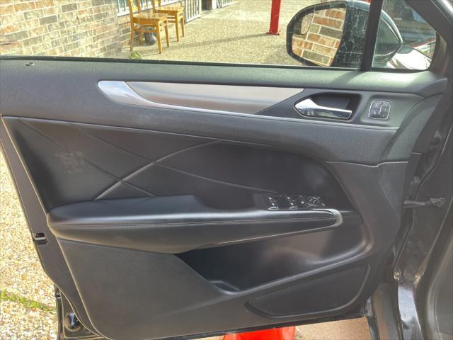 Photo of 2019 black Lincoln MKC