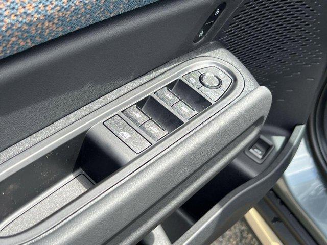 Photo of 2025 Green Metallic MINI Countryman