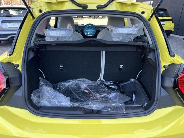Photo of 2025 Yellow MINI Hardtop