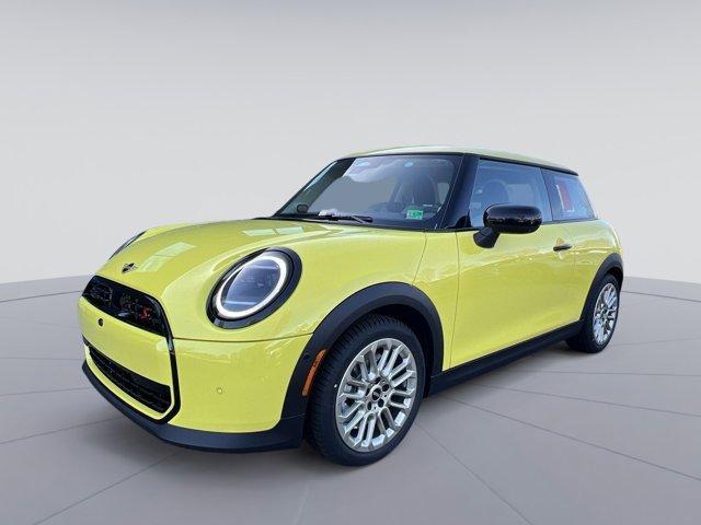 Photo of 2025 Yellow MINI Hardtop