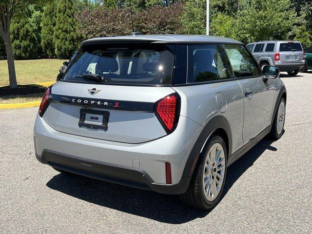Photo of 2025 Silver MINI Hardtop