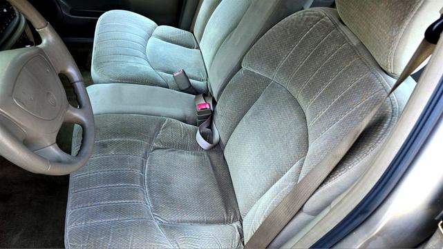 Photo of 2002 Gold Buick Century