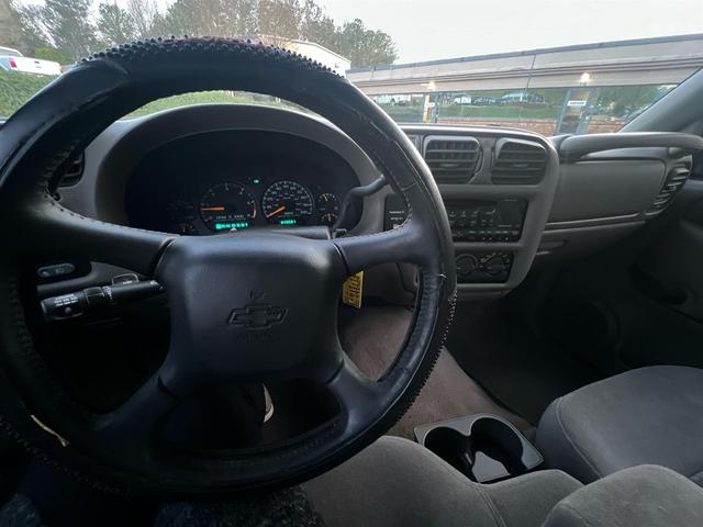 Photo of 2000 Victory Red Chevrolet S-10