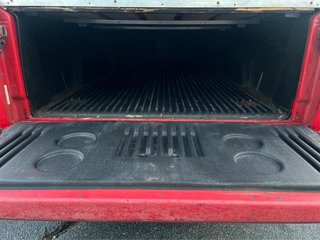 Photo of 2000 Victory Red Chevrolet S-10
