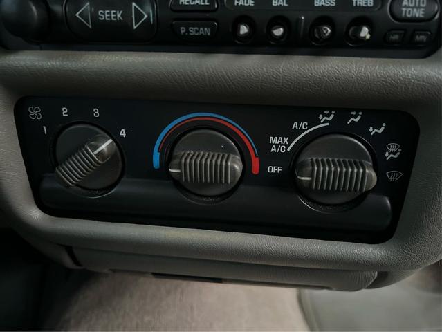 Photo of 2000 Victory Red Chevrolet S-10