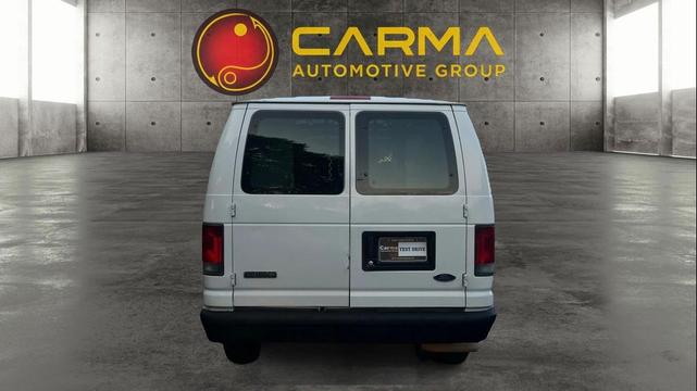 Photo of 2008 Oxford White Clearcoat Ford E150