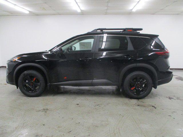 Photo of 2025 Super Black Nissan Rogue
