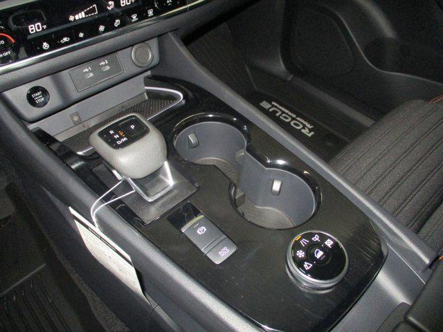 Photo of 2025 Super Black Nissan Rogue